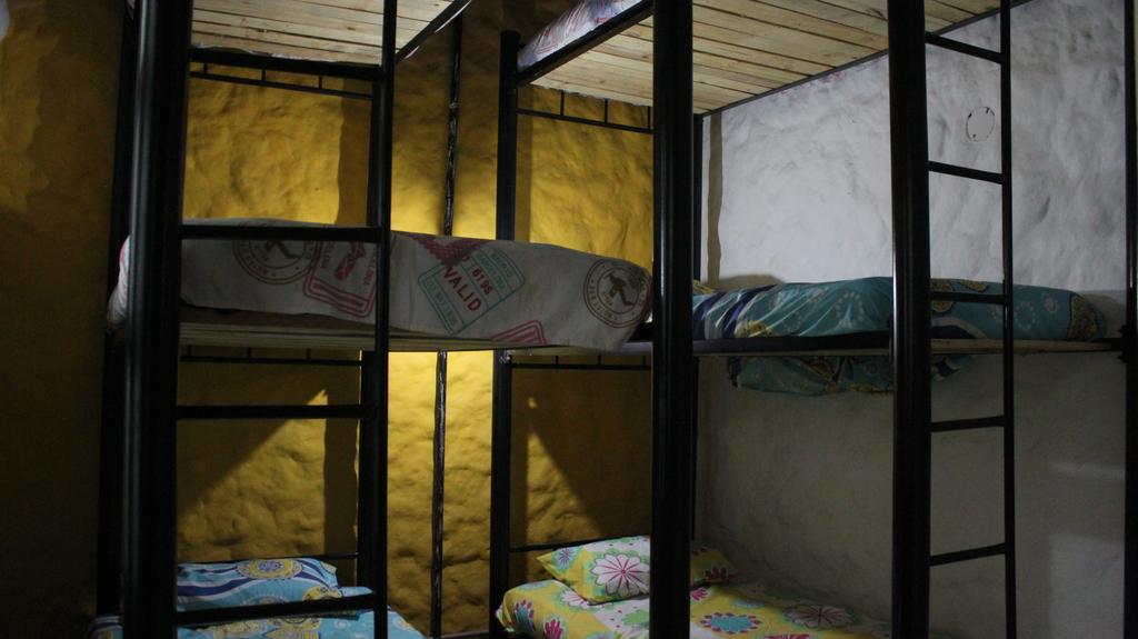 Mila Hostel 麦德林 外观 照片