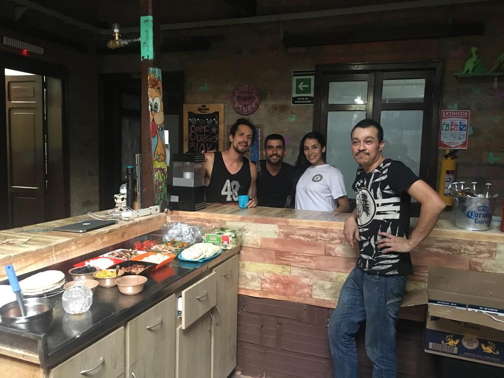Mila Hostel 麦德林 外观 照片