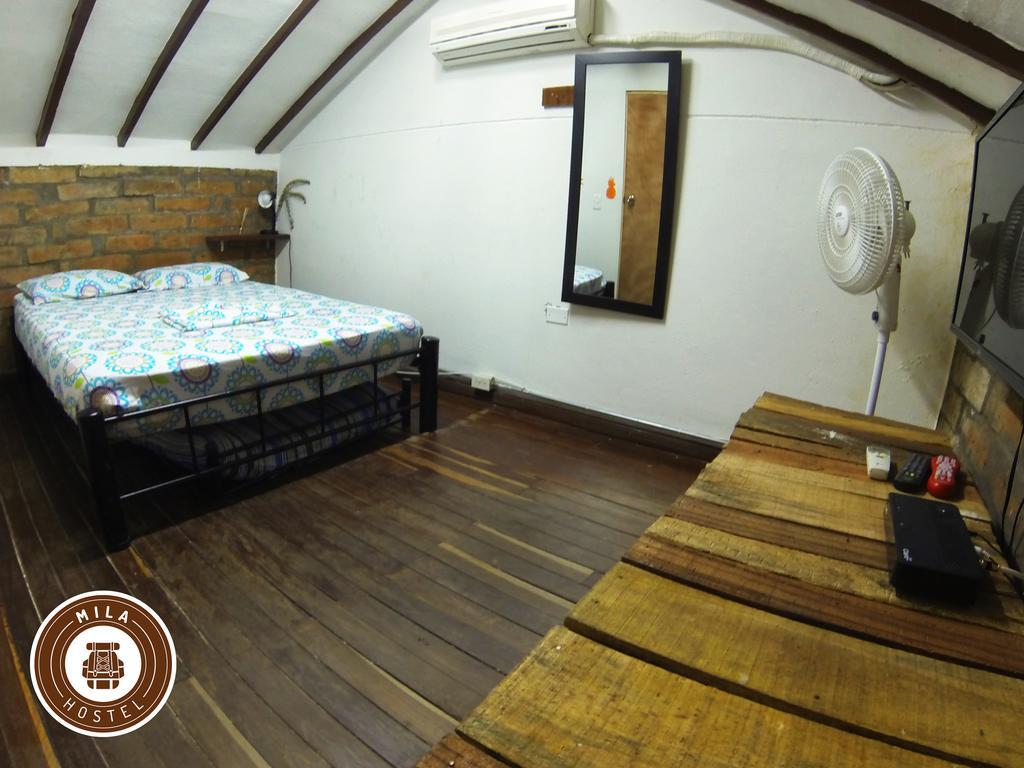Mila Hostel 麦德林 外观 照片