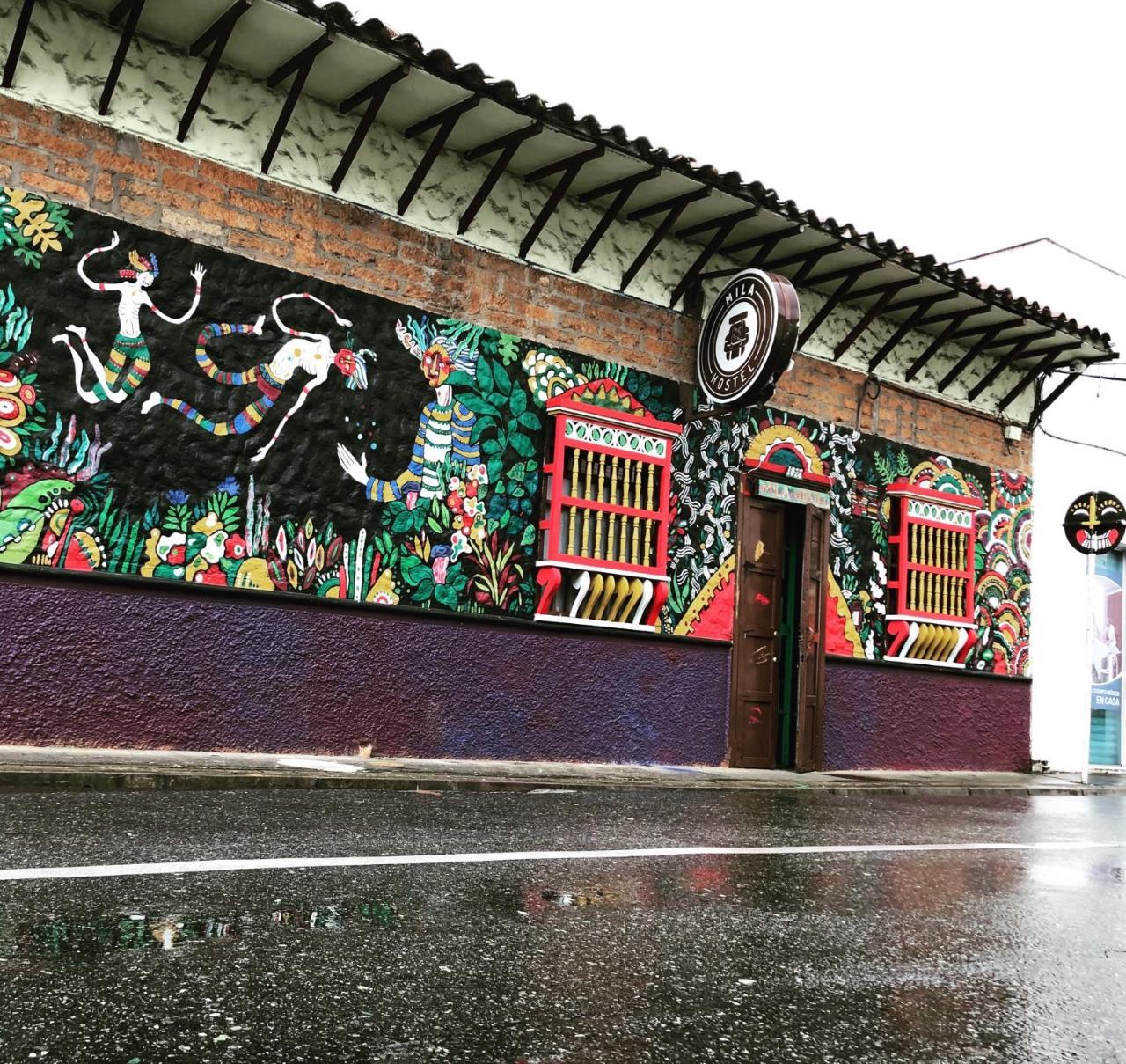 Mila Hostel 麦德林 外观 照片
